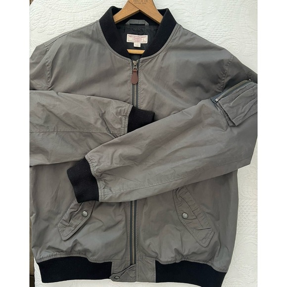 Wallace & Barnes Other - Wallace And Barnes Jacket Mens Large MA-1 Bomber Softshell J Crew Grey Tactical